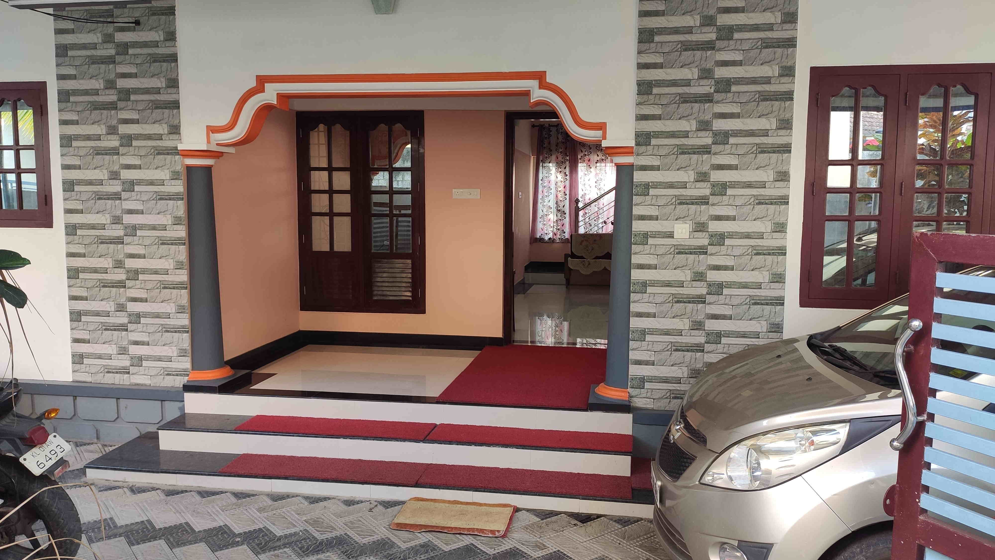 fully furnished 2BHK house for rent with covered carparking near to